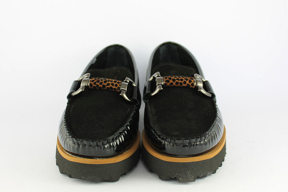 'Leopardo' Black Loafer on a Wedge