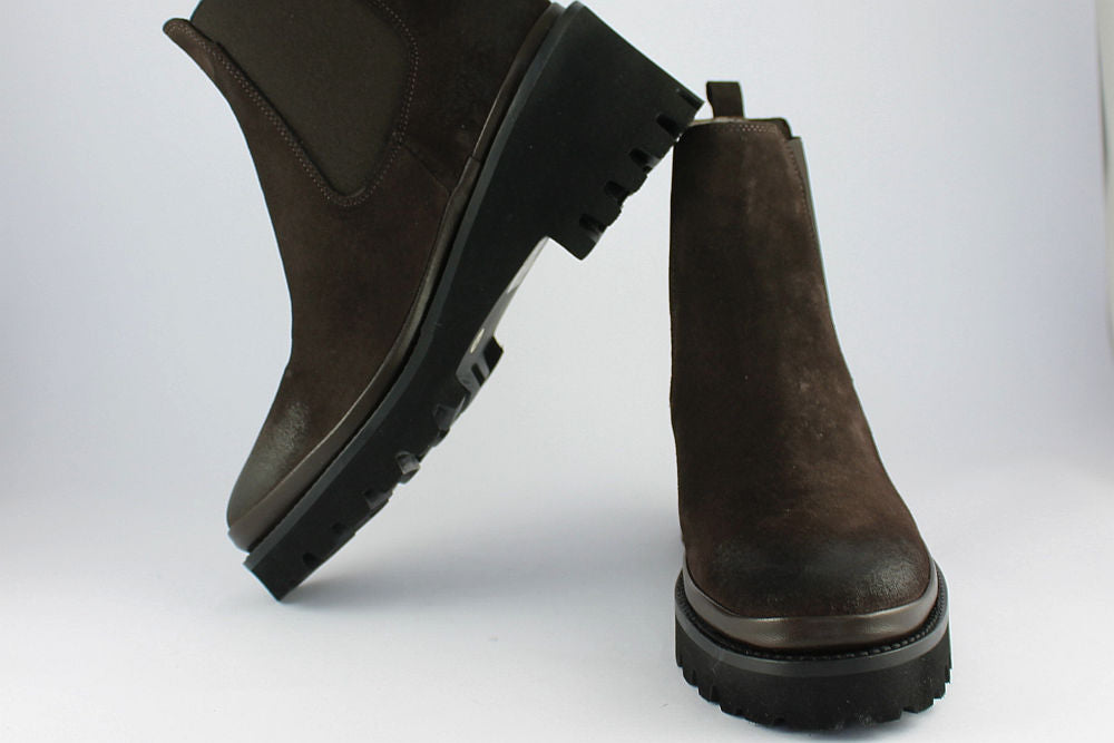 'Giulia Chocolate' Suede Chelsea Boot