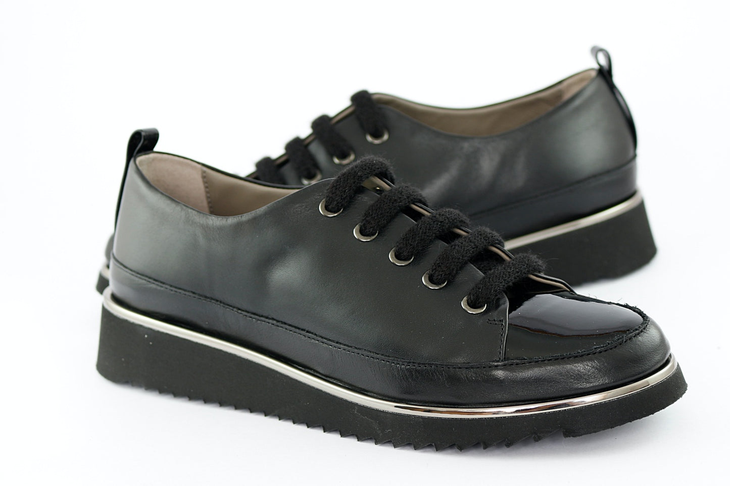 'Claudia' Patent in Black
