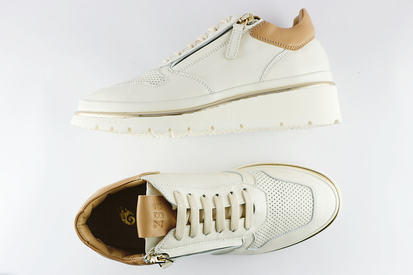 'Marina' in Cream & Tan with Zip