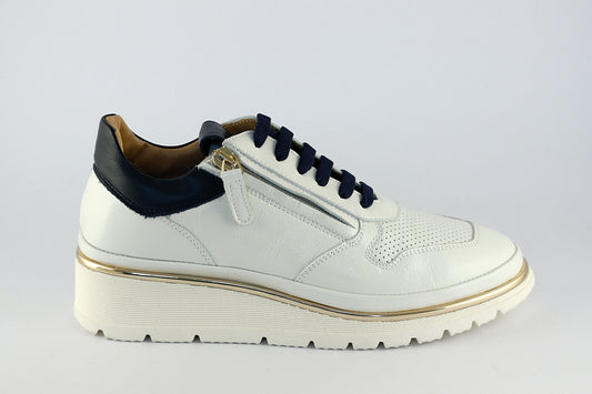 Marina White & Navy