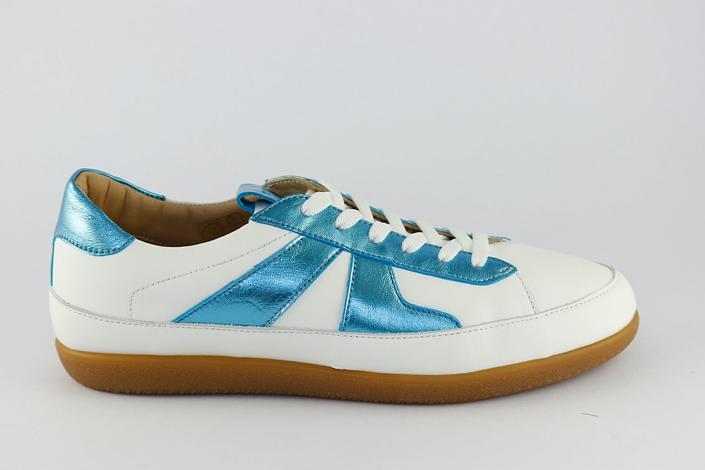 'Simona' in Azure Blue