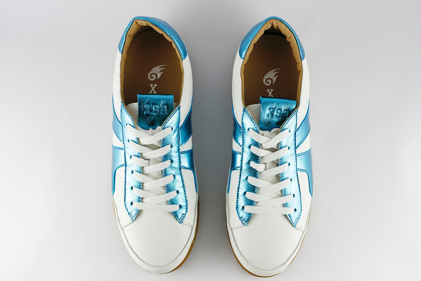 'Simona' in Azure Blue