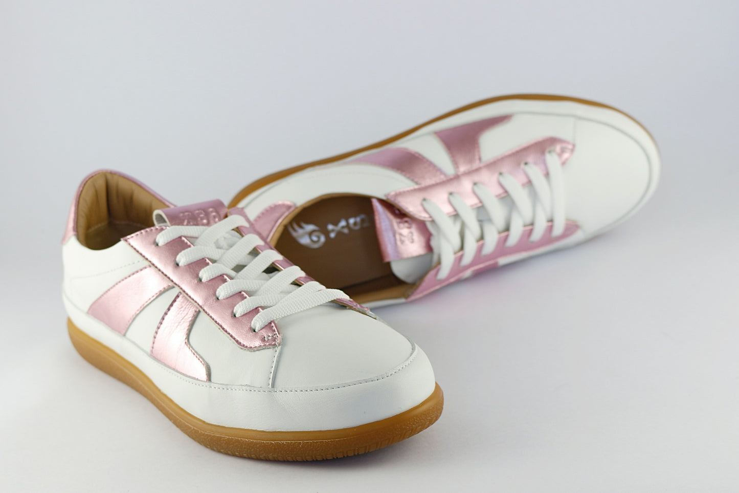 'Simona' in Metallic Pink