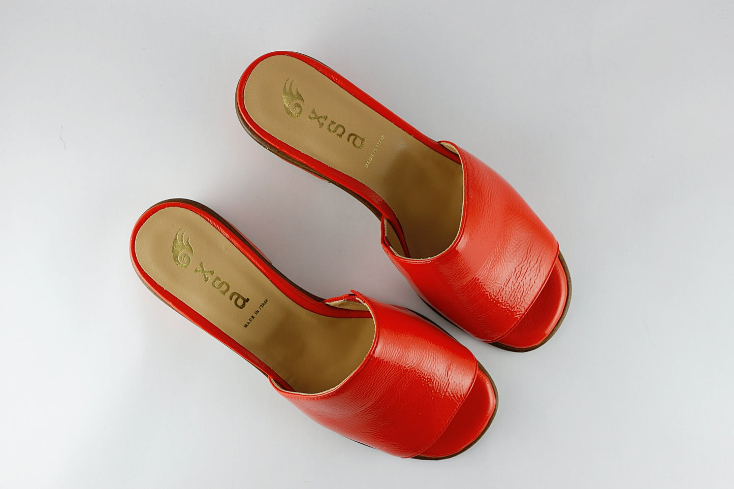 'Zita' in Blood Orange