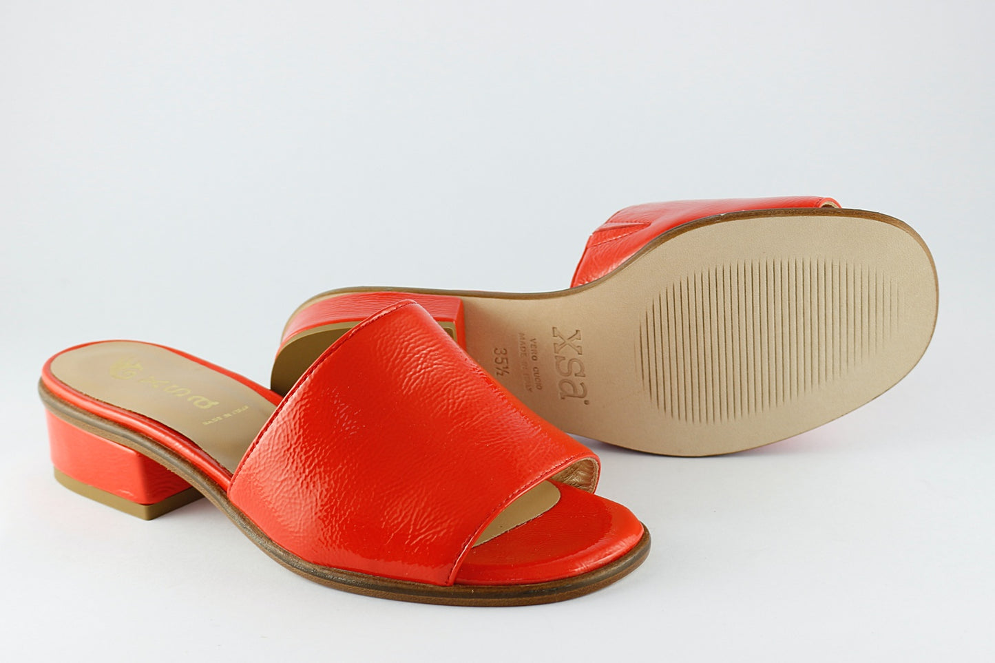 'Zita' in Blood Orange