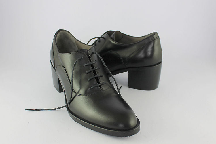 Black Leather Lace-up Shoe with a Block Heel