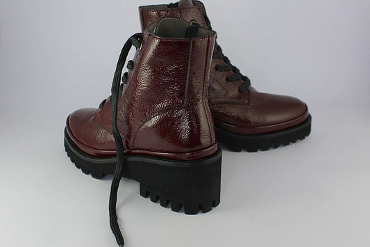 Cherry Patent Leather Lace-up