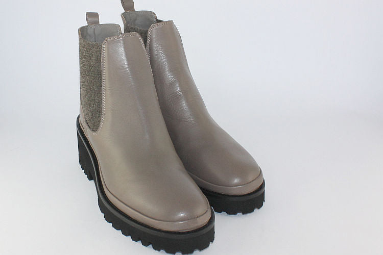 Soft Smoke Leather Chelsea Boot