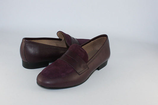 'Angela' Suede Bordeaux Loafer