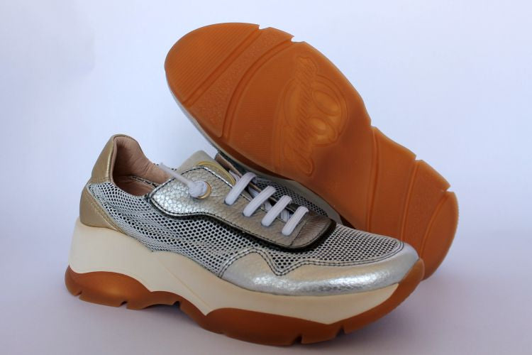 Silver & Gold Wedge Trainer
