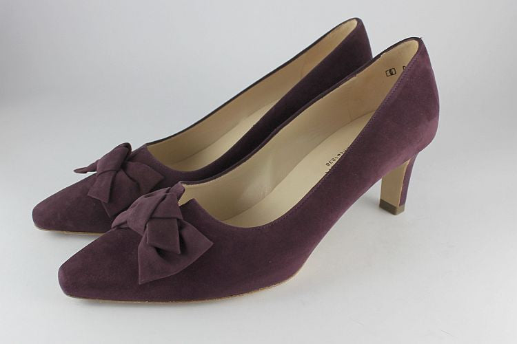'Mallory' Violet Suede Court